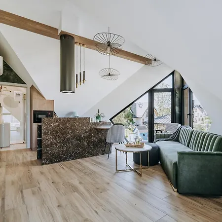 Pawlikowski Apartment *